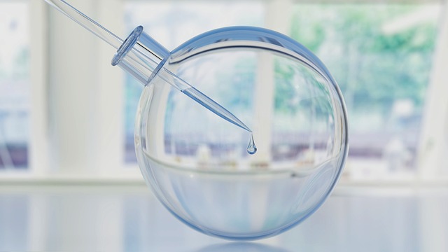 聚氨酯涂料高效觸變劑與其他流變助劑的協(xié)同作用研究，旨在構(gòu)建平衡流平與抗流掛性能的涂料體系。